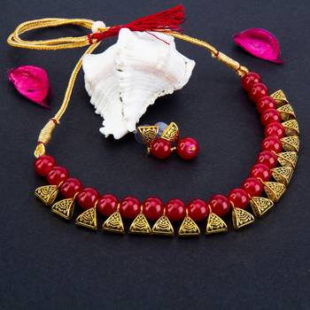 Red necklaces 2