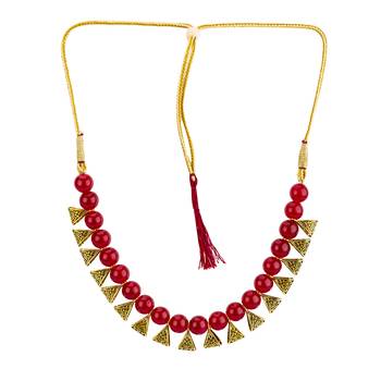 Red necklaces 3
