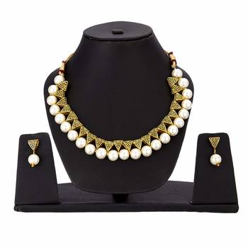 White necklaces 3