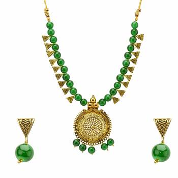 Green necklaces 5