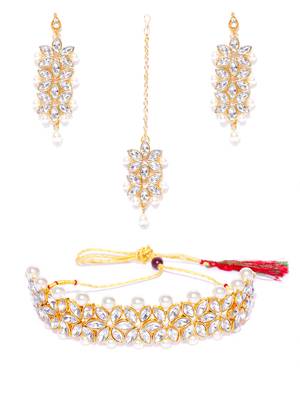 Gold necklaces 1