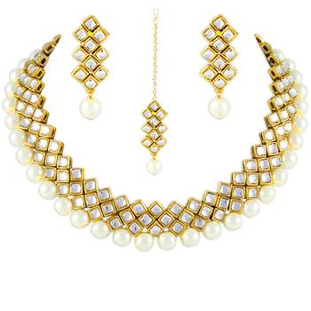 Gold necklaces 1