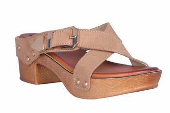 Women Suede beige block sandals 1