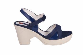 Women Blue colored back strap block heel sandals 2