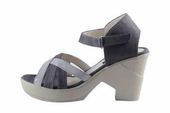 Women  Grey colored  back  strap block heel sandals 3