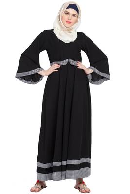 Black Plain Nida Abaya 1