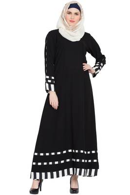 Black Plain Nida Abaya 1