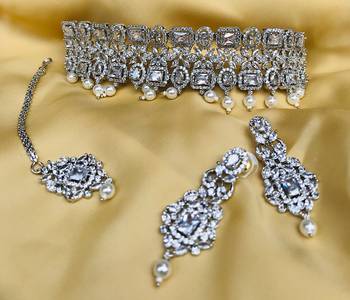 Silver diamond necklace-sets 1