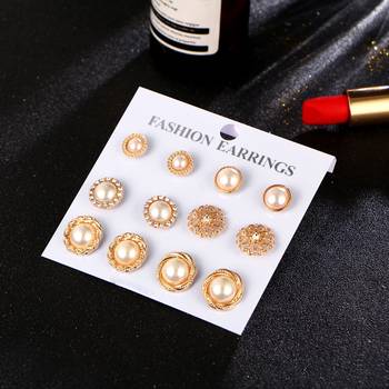 Gold earrings 2