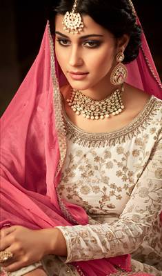 Off-white embroidered georgette salwar 2