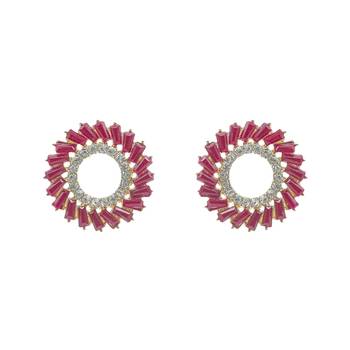 Red studs 3