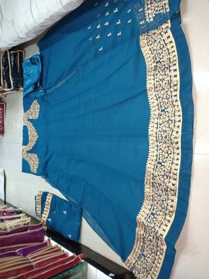 Blue embroidered santoon salwar 2