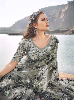 Mehendi embroidered net saree with blouse 3