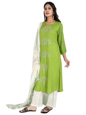 Women's Rayon Embroidery Kurta Palazzo with Dupatta Set, Green 4