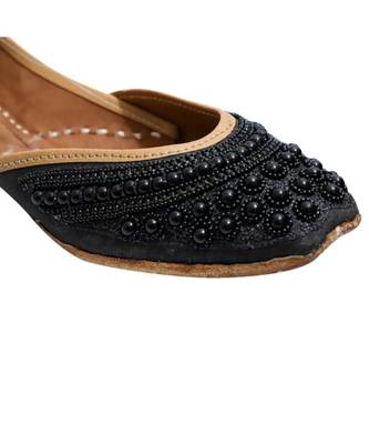 Black Pearl Work Party Wear Ethnic.Jutti 4