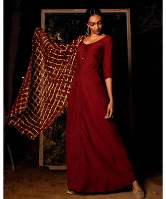 Gati maroon embroidered cotton silk kurta-sets 3