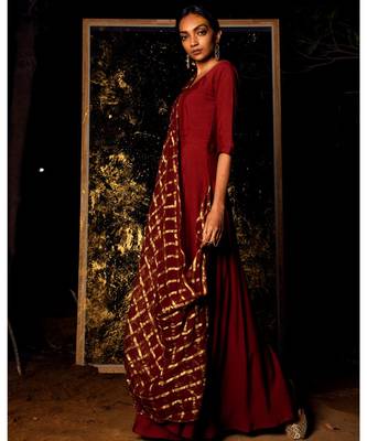 Gati maroon embroidered cotton silk kurta-sets 4