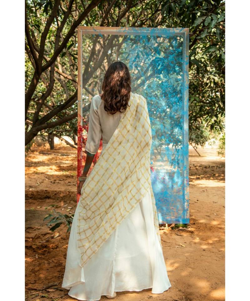 Vassini White embroidered cotton silk kurta-sets