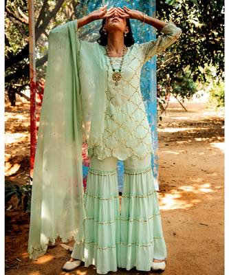 Samyuta green embroidered cotton silk kurta-sets 1