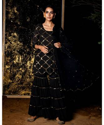Vrinda Black embroidered cotton silk kurta-sets 1