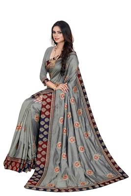 Grey Embroidered Silk Saree With Blouse 2