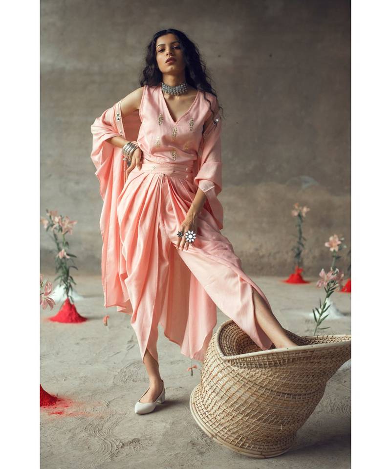 "Arjuni" Three Piece Set