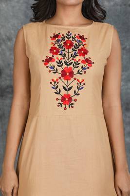 Beige Sleeveless Long Cotton Kurti with Floral Resham Embroiderd On Front 3