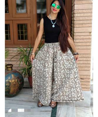 Grey Printed Cotton Women Ethnic Wear 1