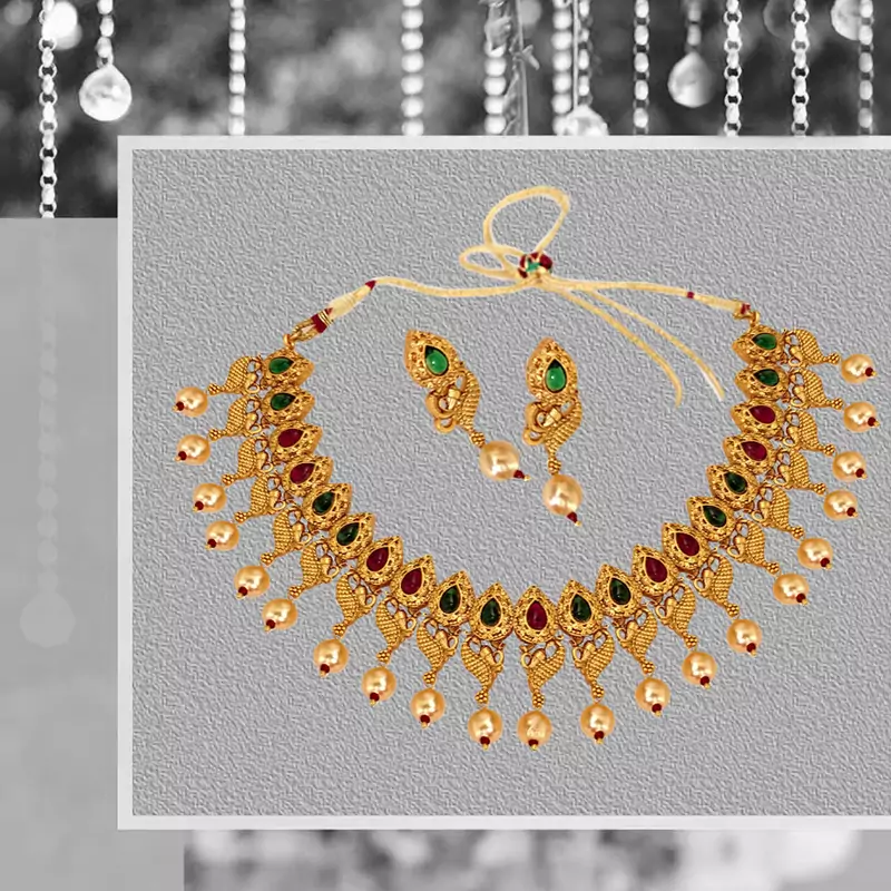 multicolor emerald necklace-sets