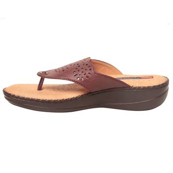 Women Maroon Leather Sandal 3