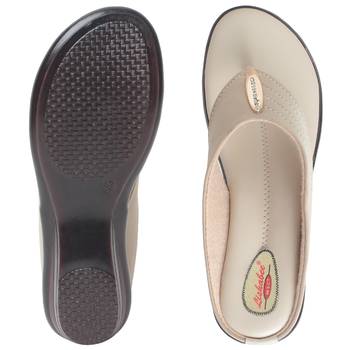 Women Cream Synthetic Sandal 5