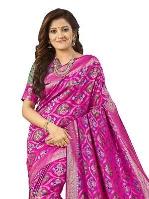 Pink Woven Banarasi Saree With Blouse 3