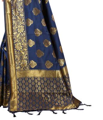 Navy Blue Woven Banarasi Saree With Blouse 4