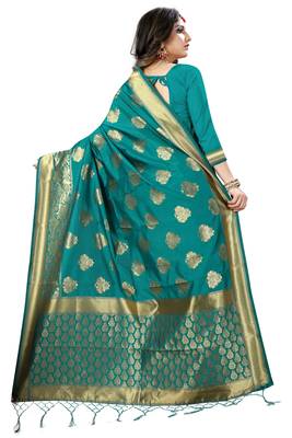 Green Woven Banarasi Saree With Blouse 3