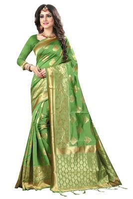 Green Woven Banarasi Saree With Blouse 1