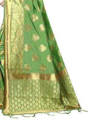 Green Woven Banarasi Saree With Blouse 4