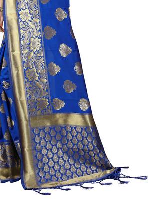 Blue Woven Banarasi Saree With Blouse 4