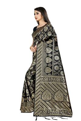 Black Woven Banarasi Saree With Blouse 2