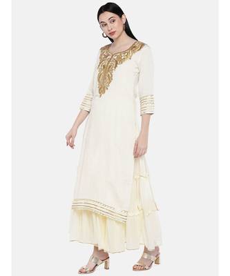 off white printed Cotton Kurta and Skirt Set 2