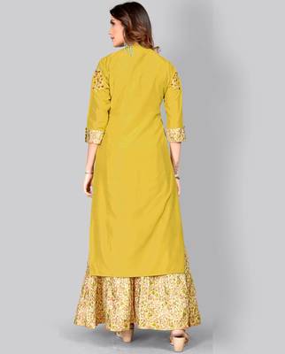 Women's Embroidered/Solid Straight Muslin Olive Green Kurti With Sharara Set 4