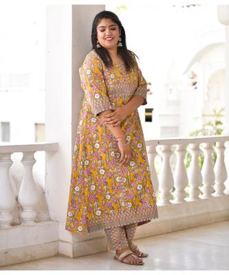 Mustard block Aline slit kurta 4