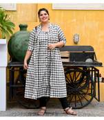 Gingham attached cape dress