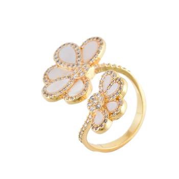 White Golden Mother Pearl Cute Delicate Cubic Zirconia  Ring 1
