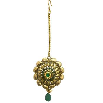 Green hair-accessories 1