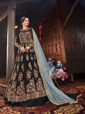 Black embroidered santoon salwar 1