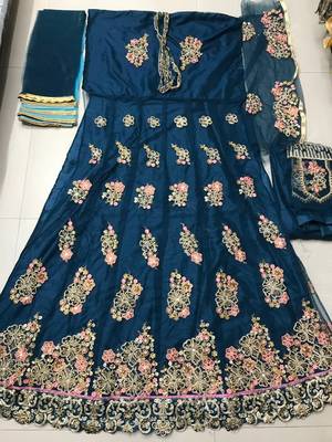 Blue embroidered santoon salwar 3
