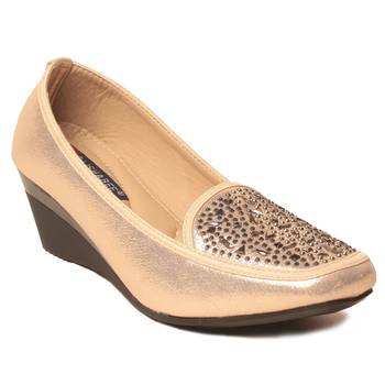 women Synthetic Gold Shoes 1
