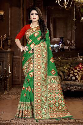 Green woven banarasi saree with blouse 1