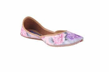 Women Multi Leather  slip on jutis 1