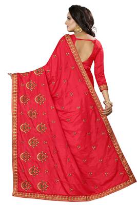 Pink Embroidered Silk Saree With Blouse 3